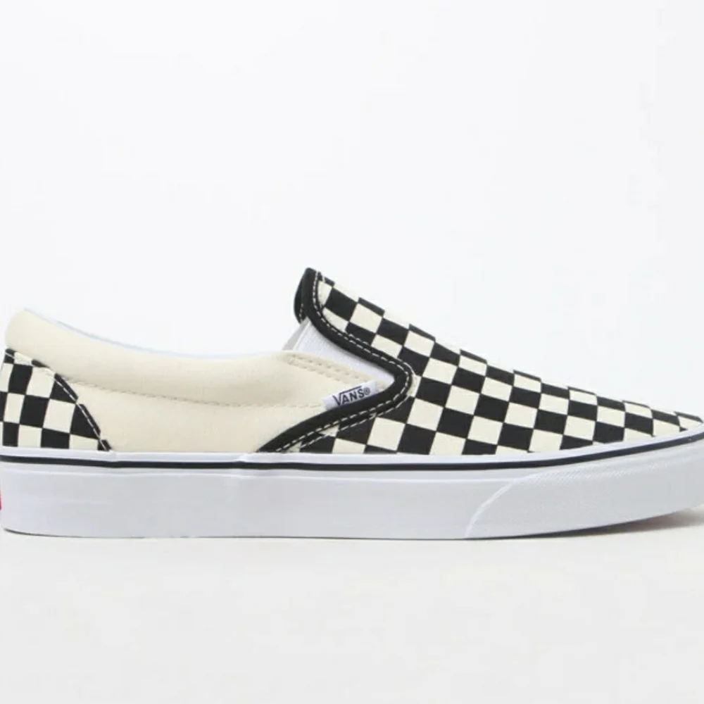 Vans Classic Checkerboard White & Black Slip-On Sh - Picture 9 of 14